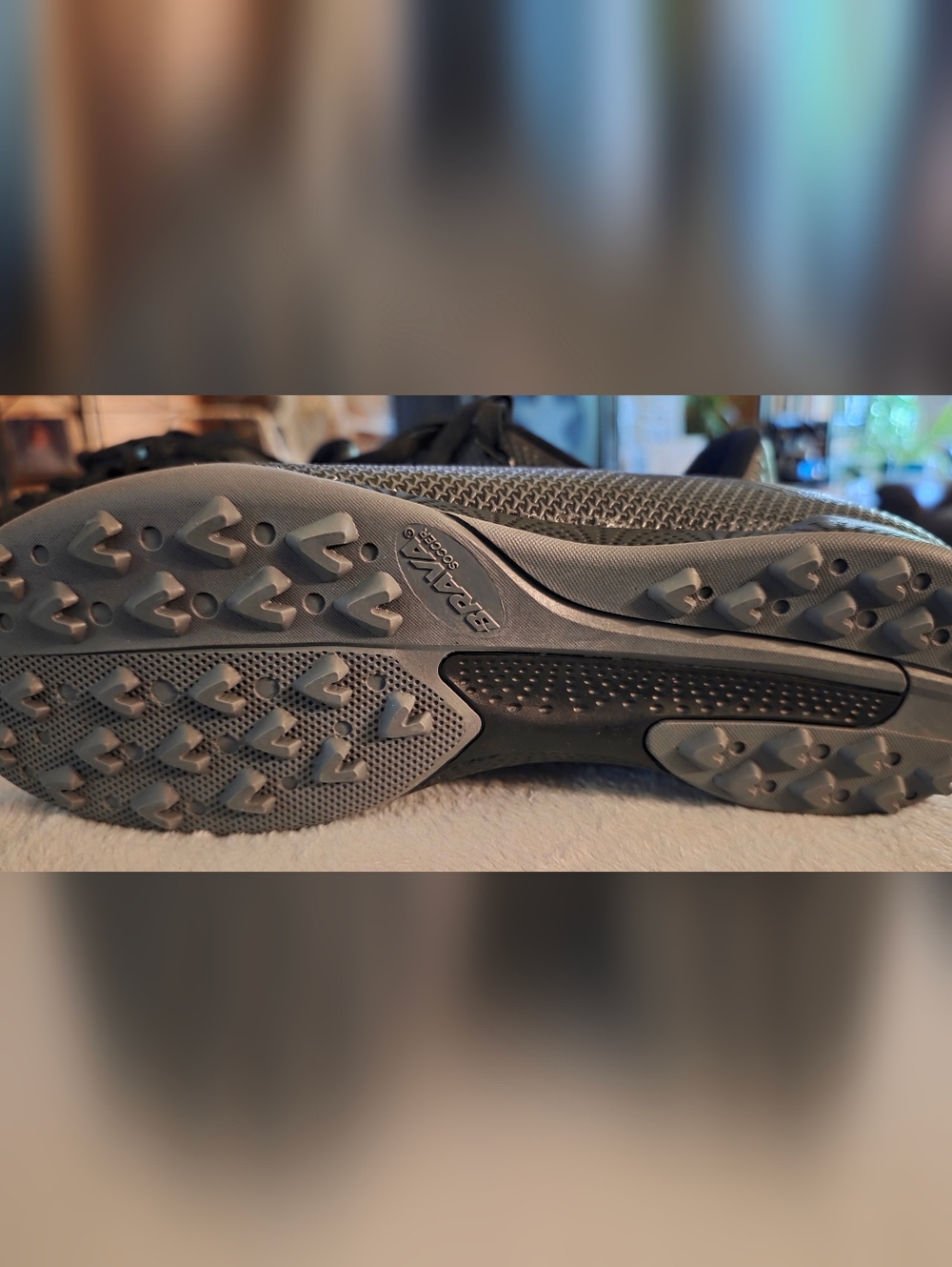 Brava Soccer Cleats - Picture 5 of 8